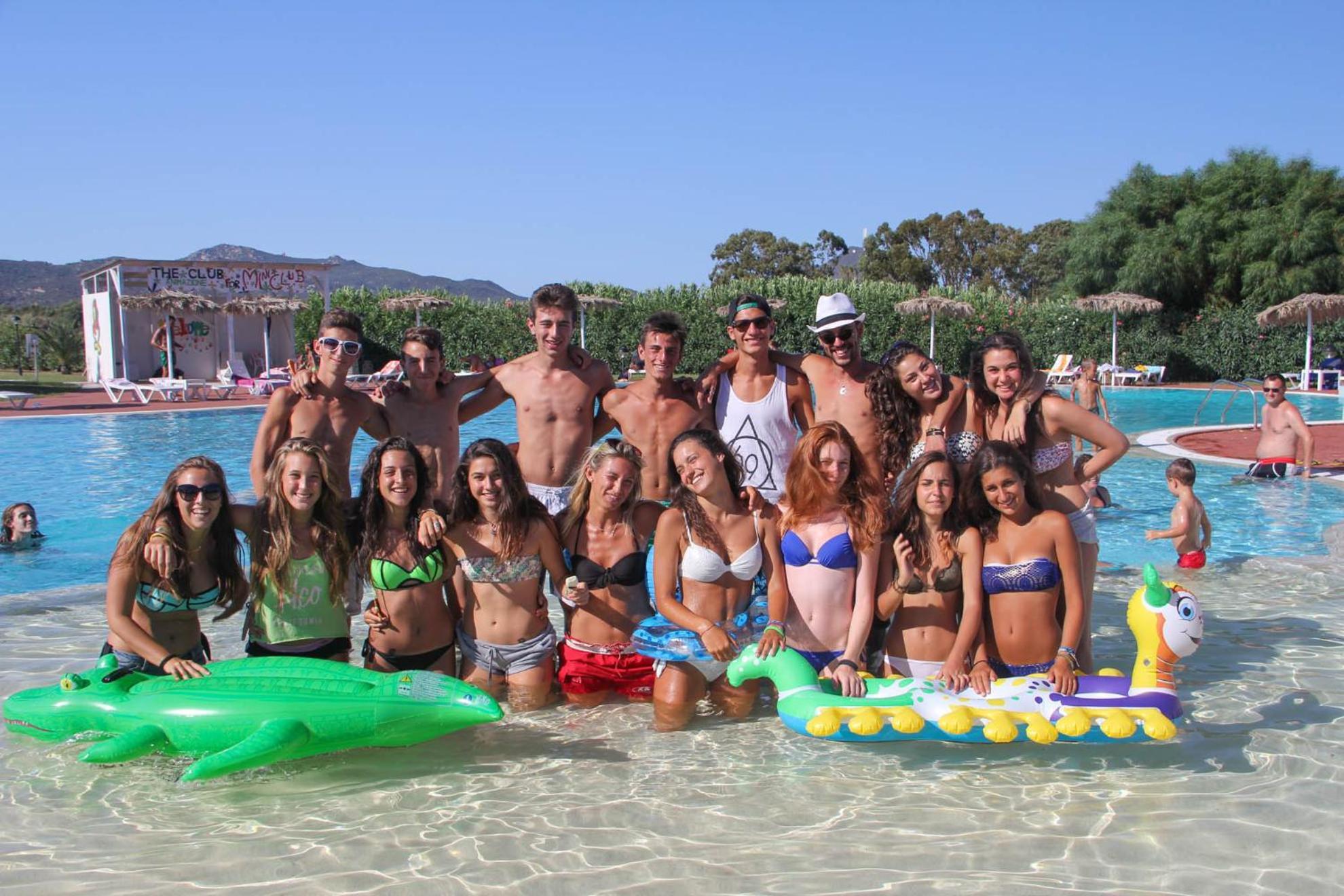 Rey beach Club Monte Nai Exterior foto