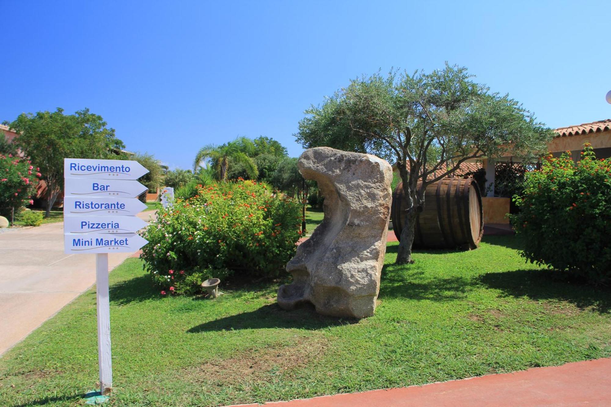 Rey beach Club Monte Nai Exterior foto